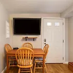 Free Access To Manhattan With Free Parking