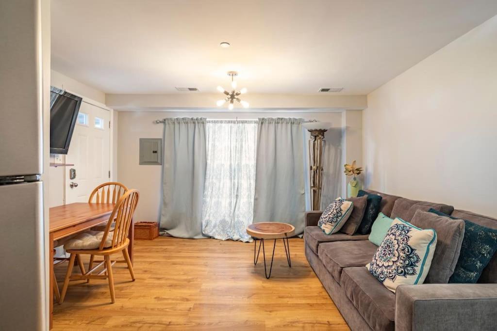 Free Access To Manhattan With Free Parking